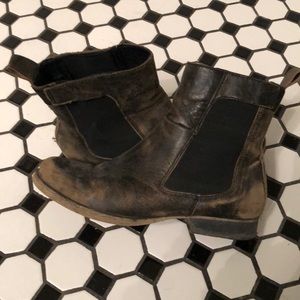 Matisse Gent Distressed Leather Chelsea Boots Sz 8